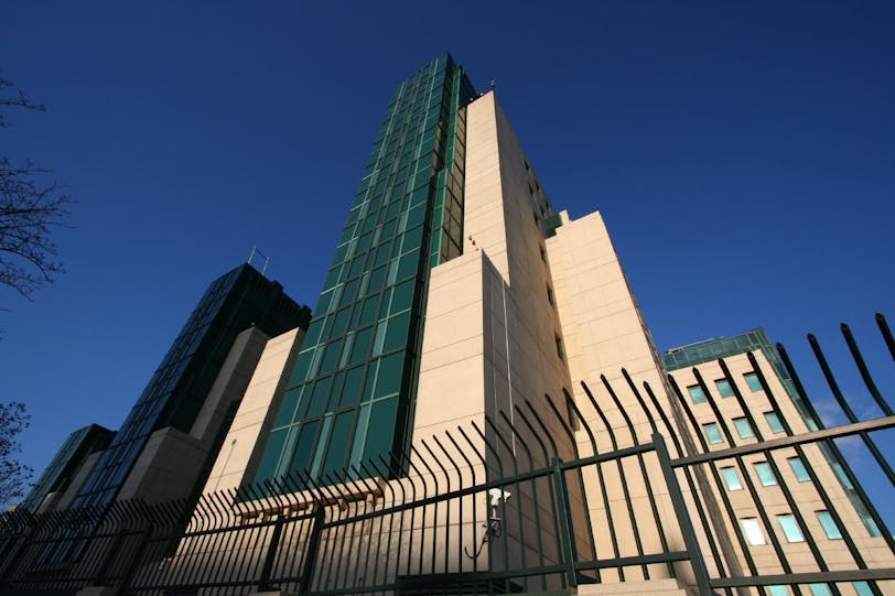 MI6