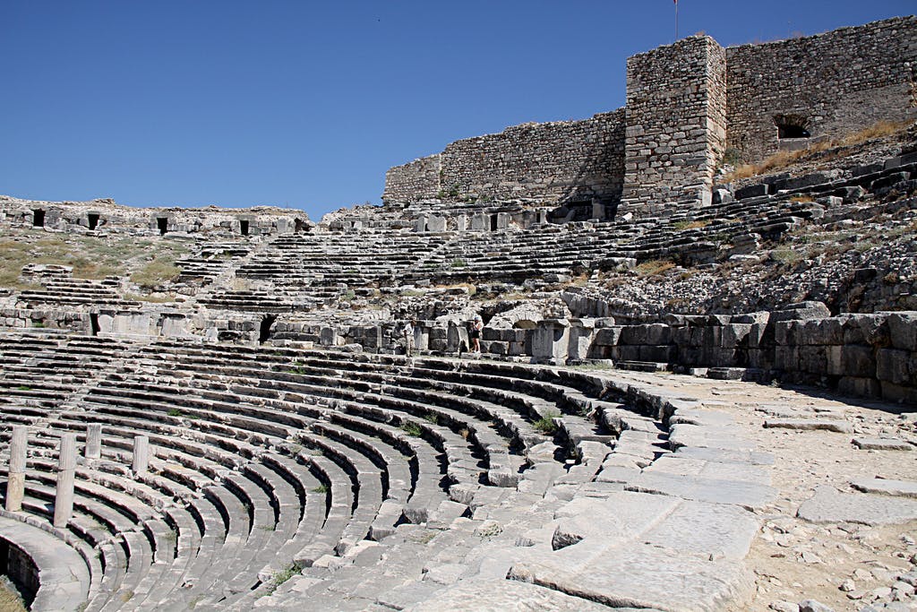 558_mileto_teather