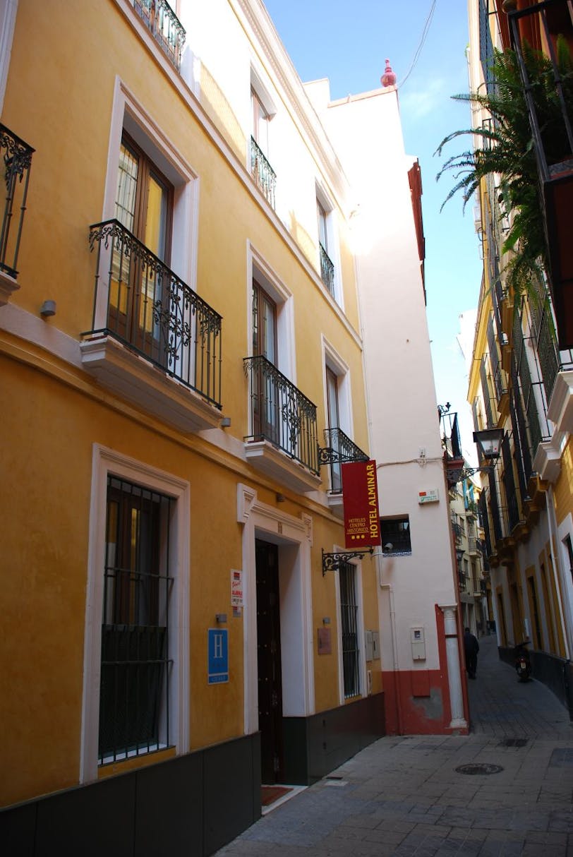 hotel alminar, seville