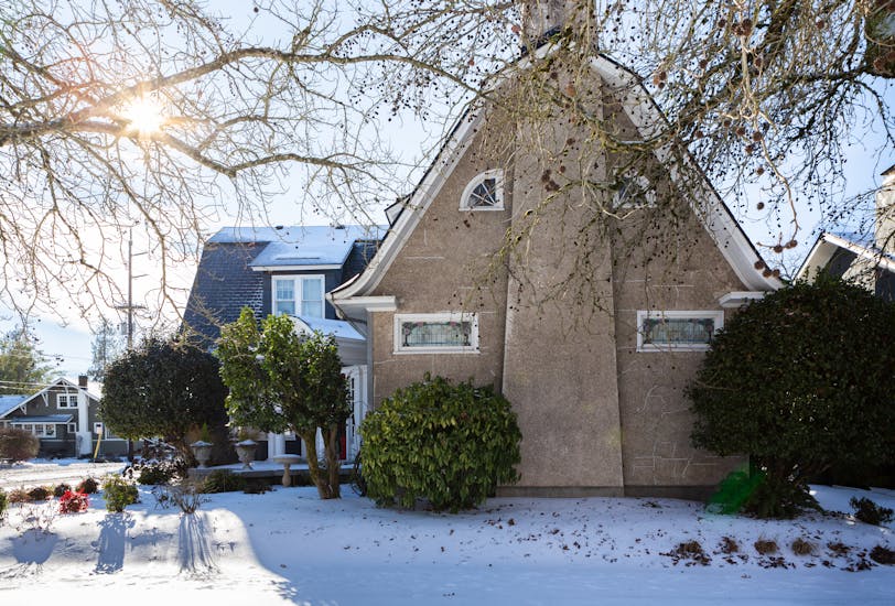 View from North, B.L. and Sarah Steeves House (1694 Court St NE) - Salem, Oregon