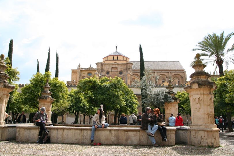 fountain and mezquita
