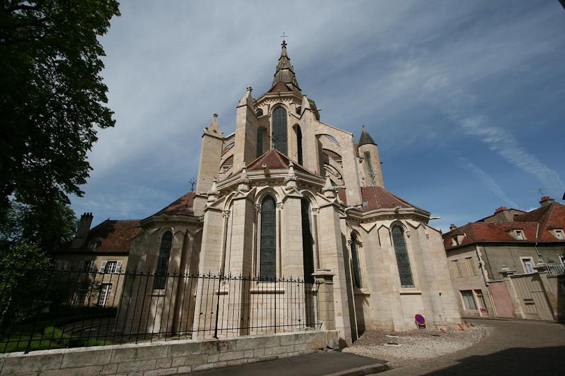 xti_9673