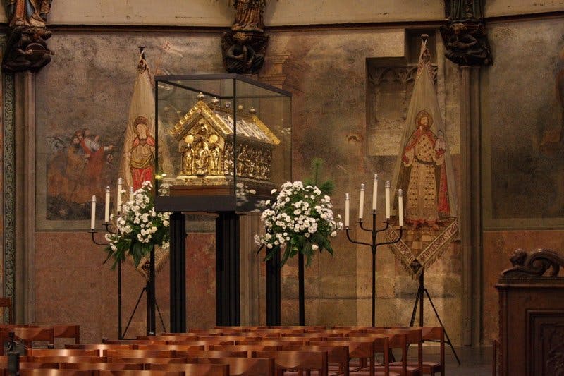 charlemagne's relics