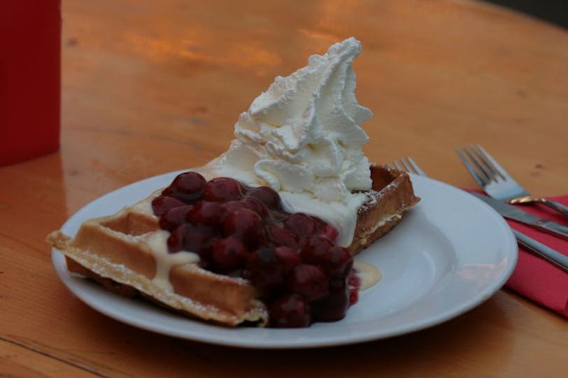 waffle with black cherries