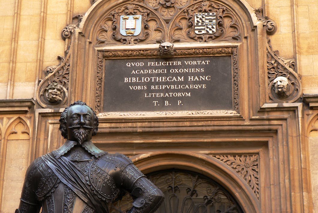 Thomas Bodley Statue, Bodleian Library, Oxford, England