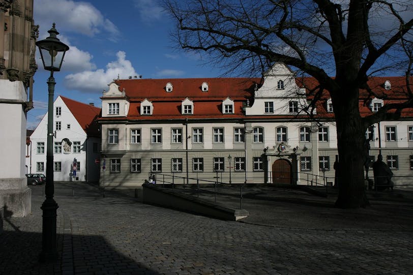 xti_2272