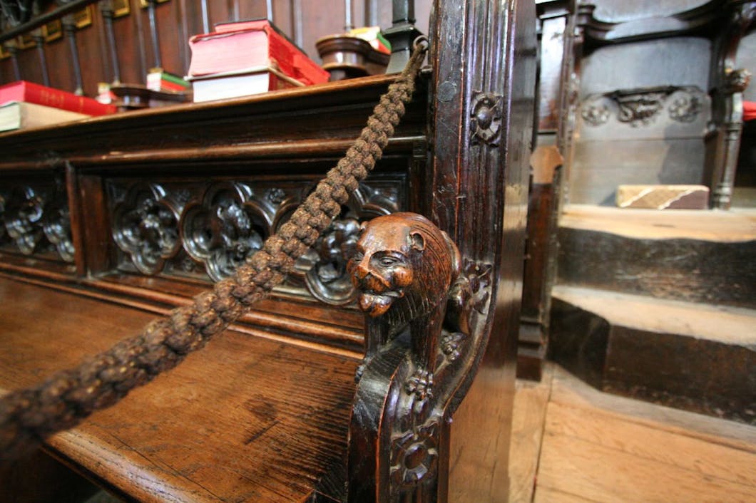 bench-end