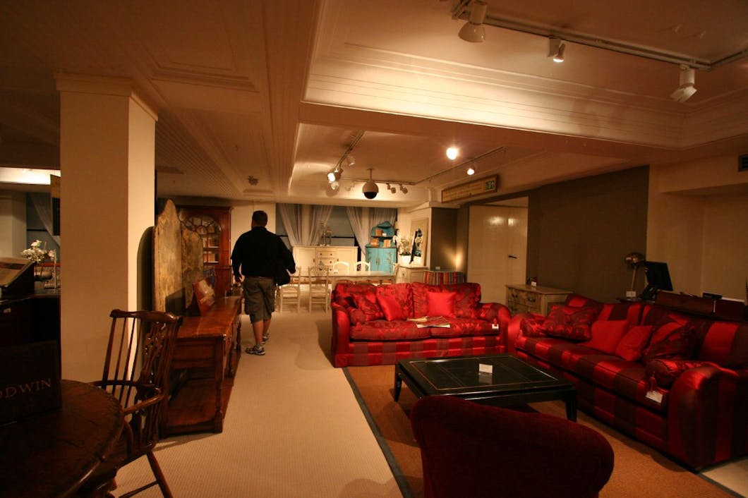 furniture shop @ harrod's