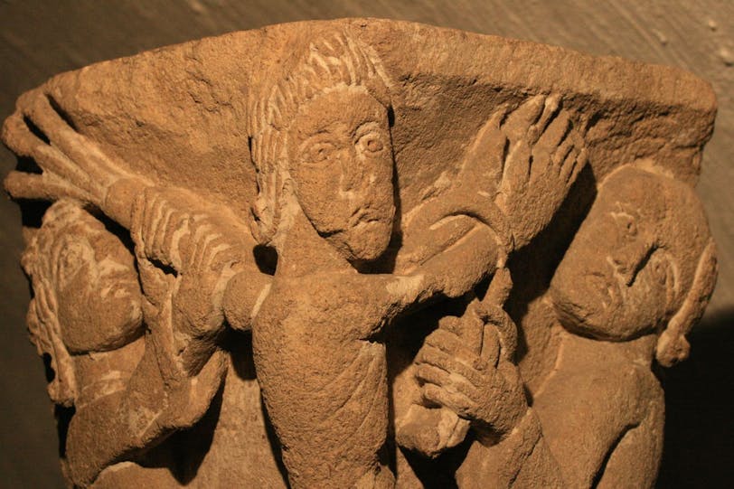 romanesque carvings