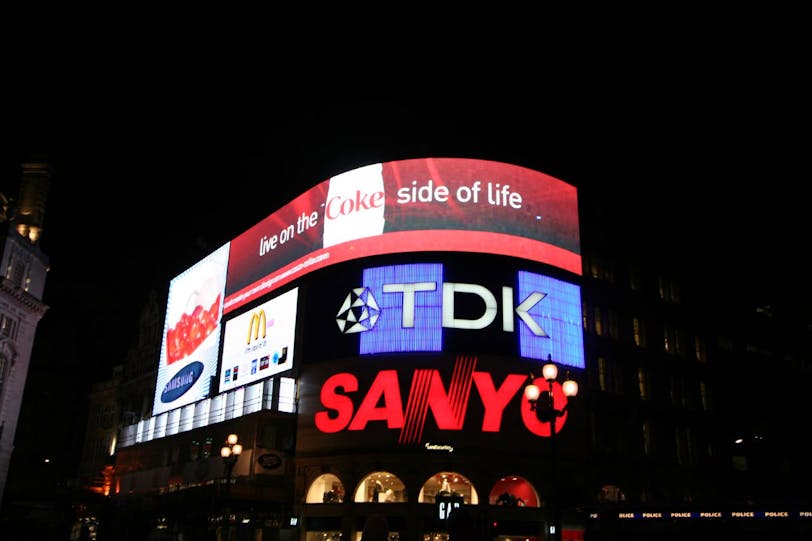 piccadilly circus