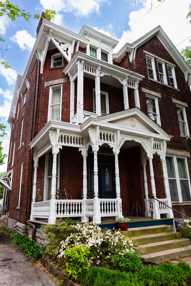 Brick House on Broadway, Lexington, Kentucky