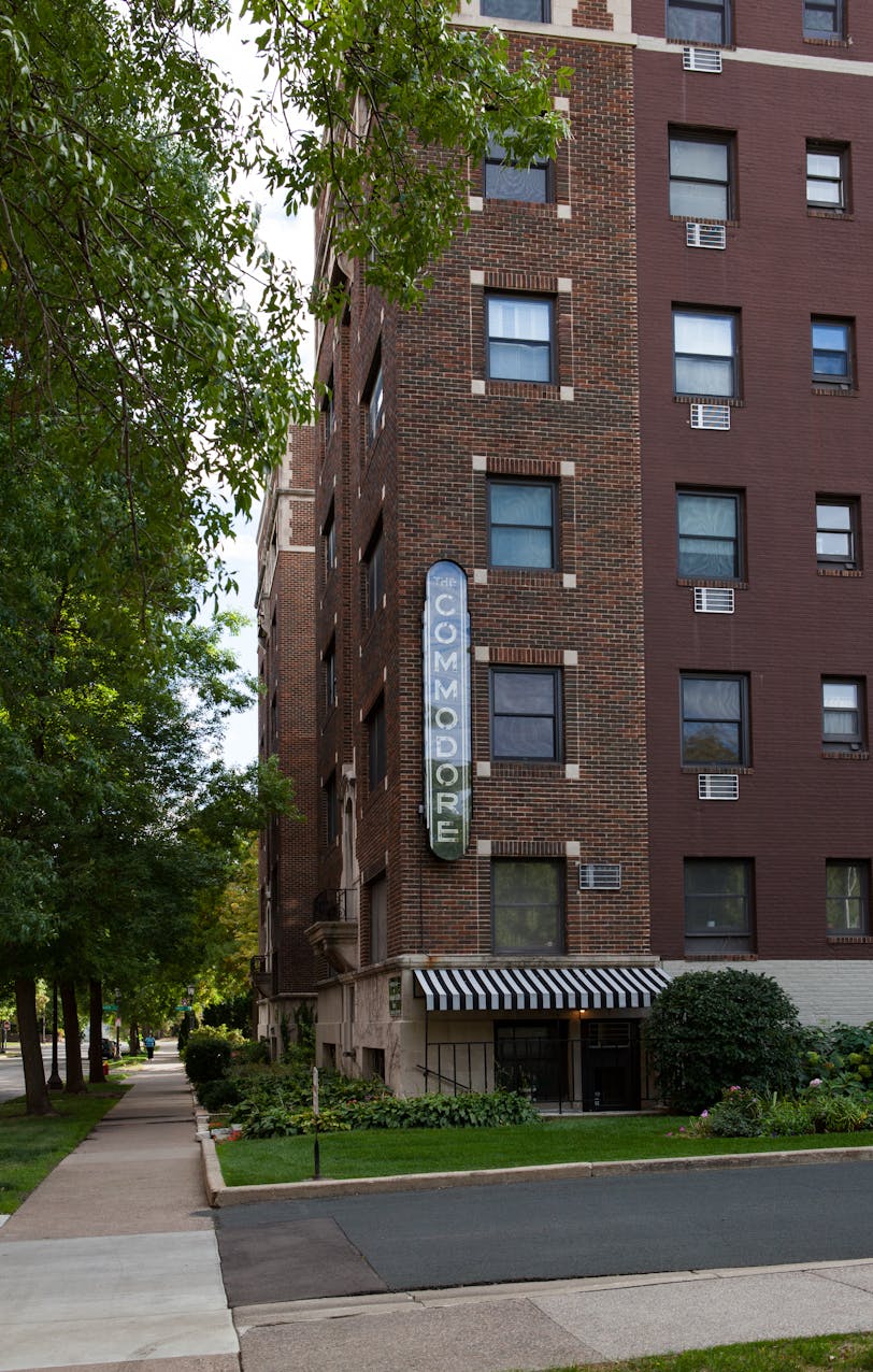 Commodore Hotel