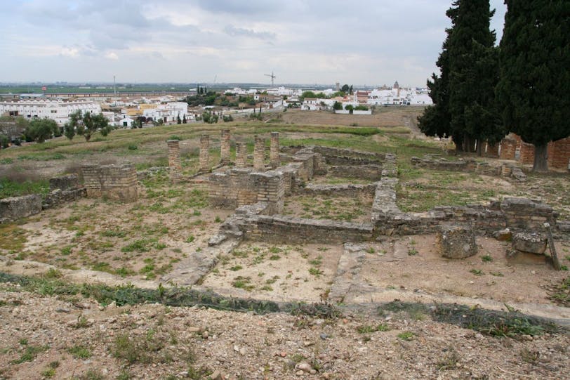 house and baths, italica
