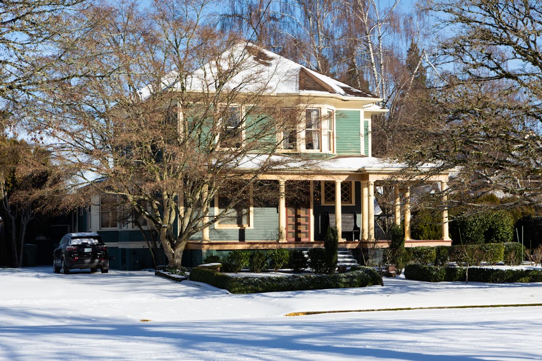 John C. and Kate D. Griffith House (1467 Court St NE) - Salem, Oregon