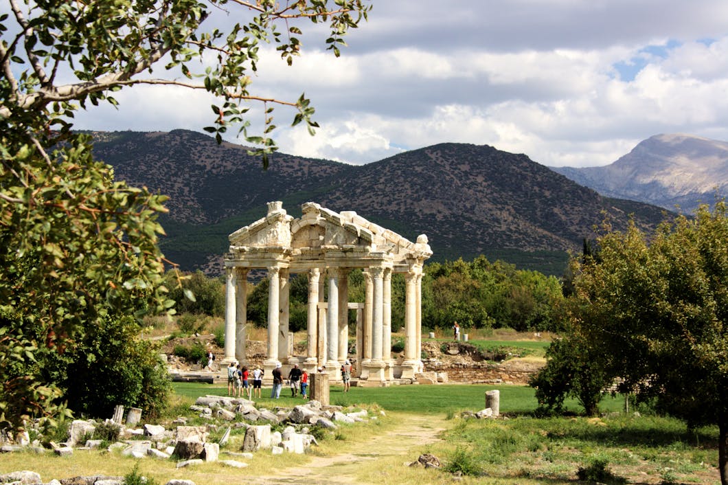 Tetrapylon