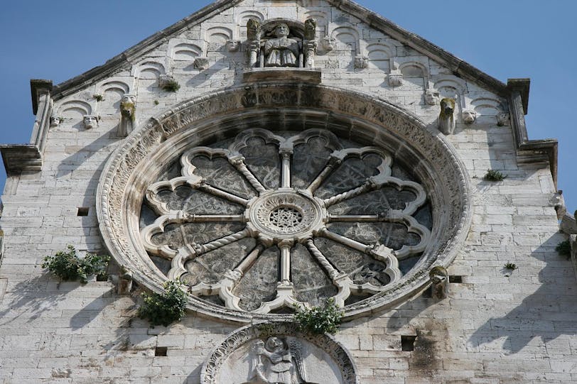 rose window