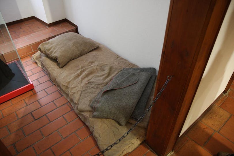 monastic bed